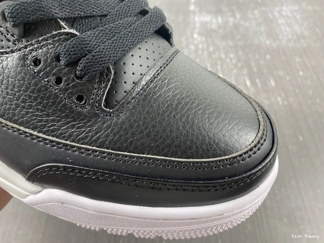 Kicked Out Shoe Store 3 136064-020 (2016) Jordan Retro Monday Cyber 0730